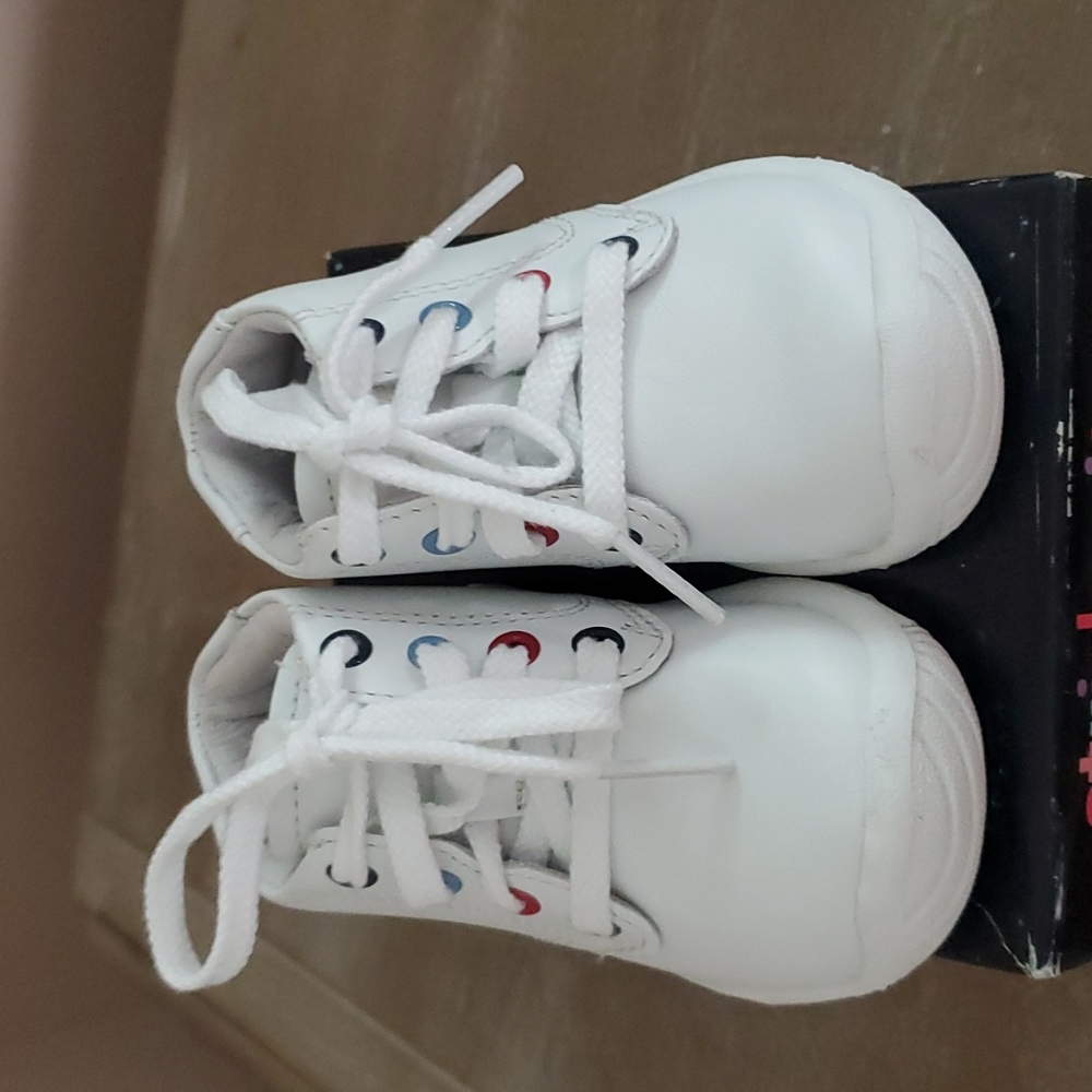 Stride rite baby shoes